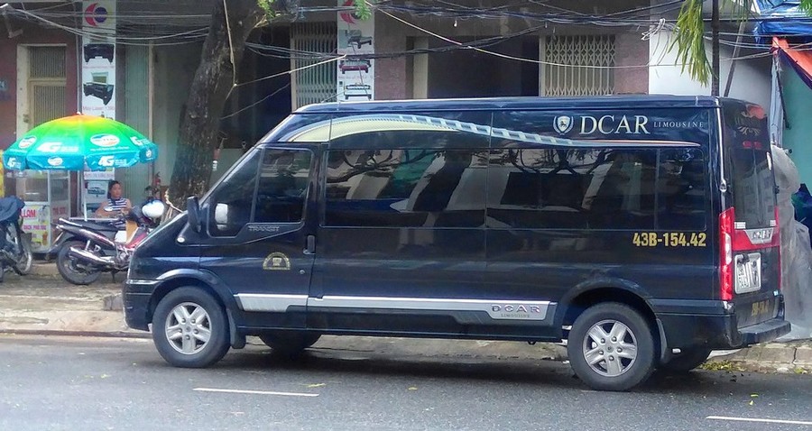 Xe Dcar 9 chỗ cho thuê tại Đà Nẵng,  thue xe dcar limo da nang