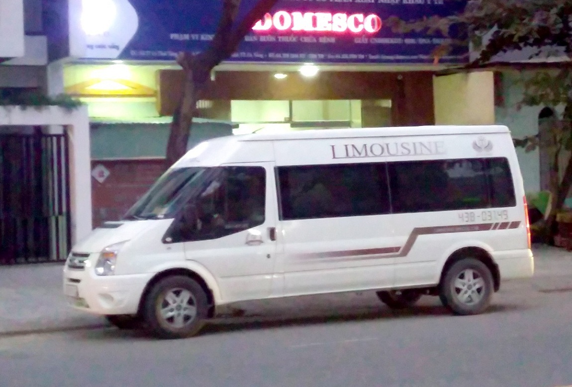 thuê xe limousine tại đà nẵng