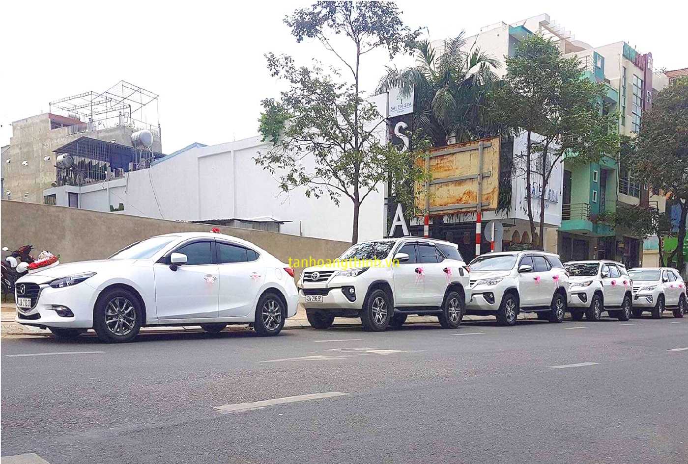 Thue xe Fortuner 7 cho da nang gia re, Dịch vụ cho thuê xe du lịch Toyota Fortuner 7 chỗ tại Đà Nẵng, thue xe fortuner da nang