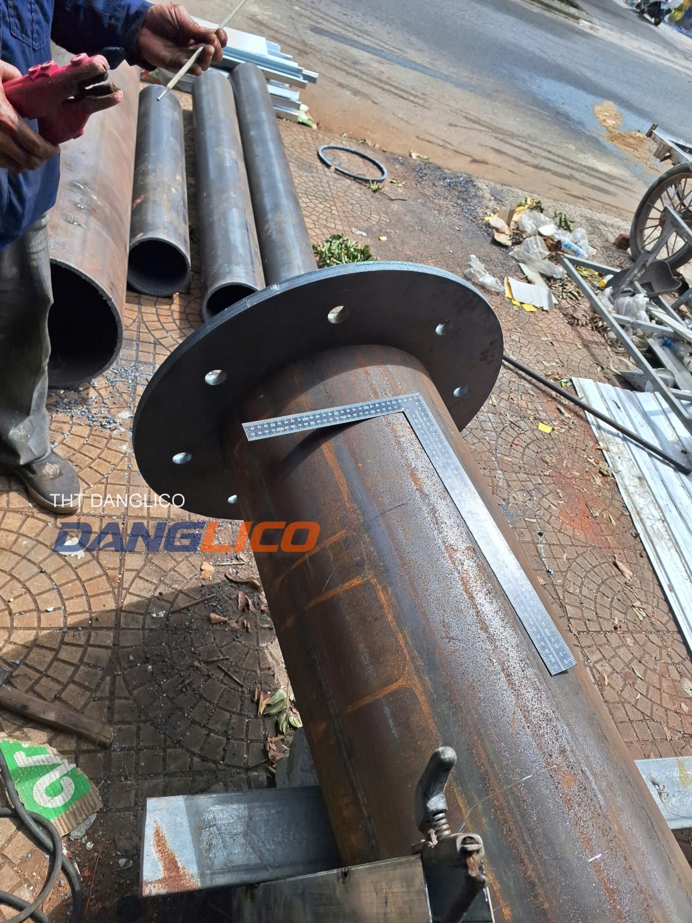 nhận gia công thép ống đúc các loại