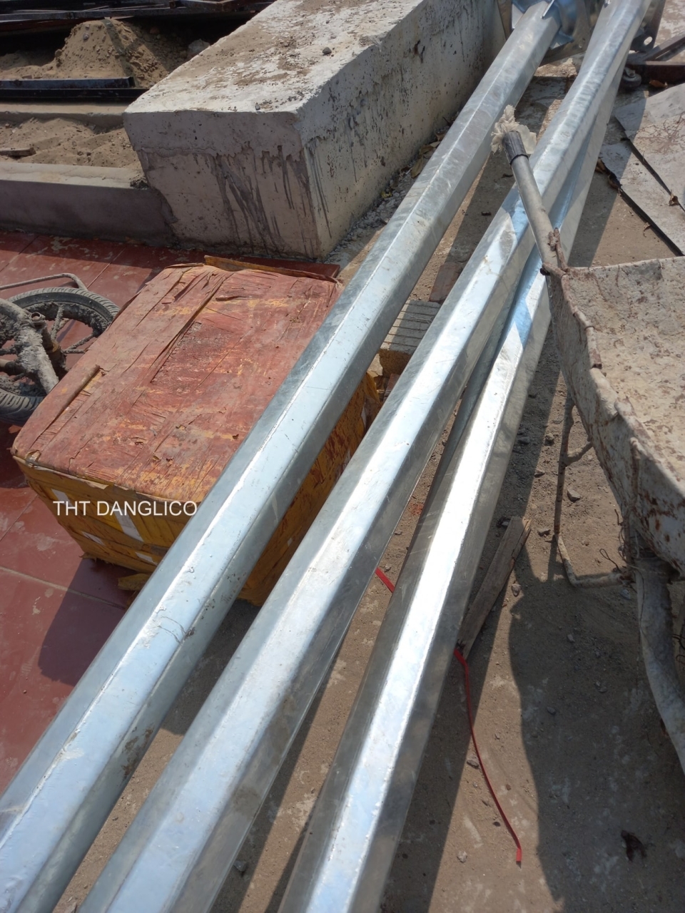 Gia công cung cấp cột đèn chiếu sáng
